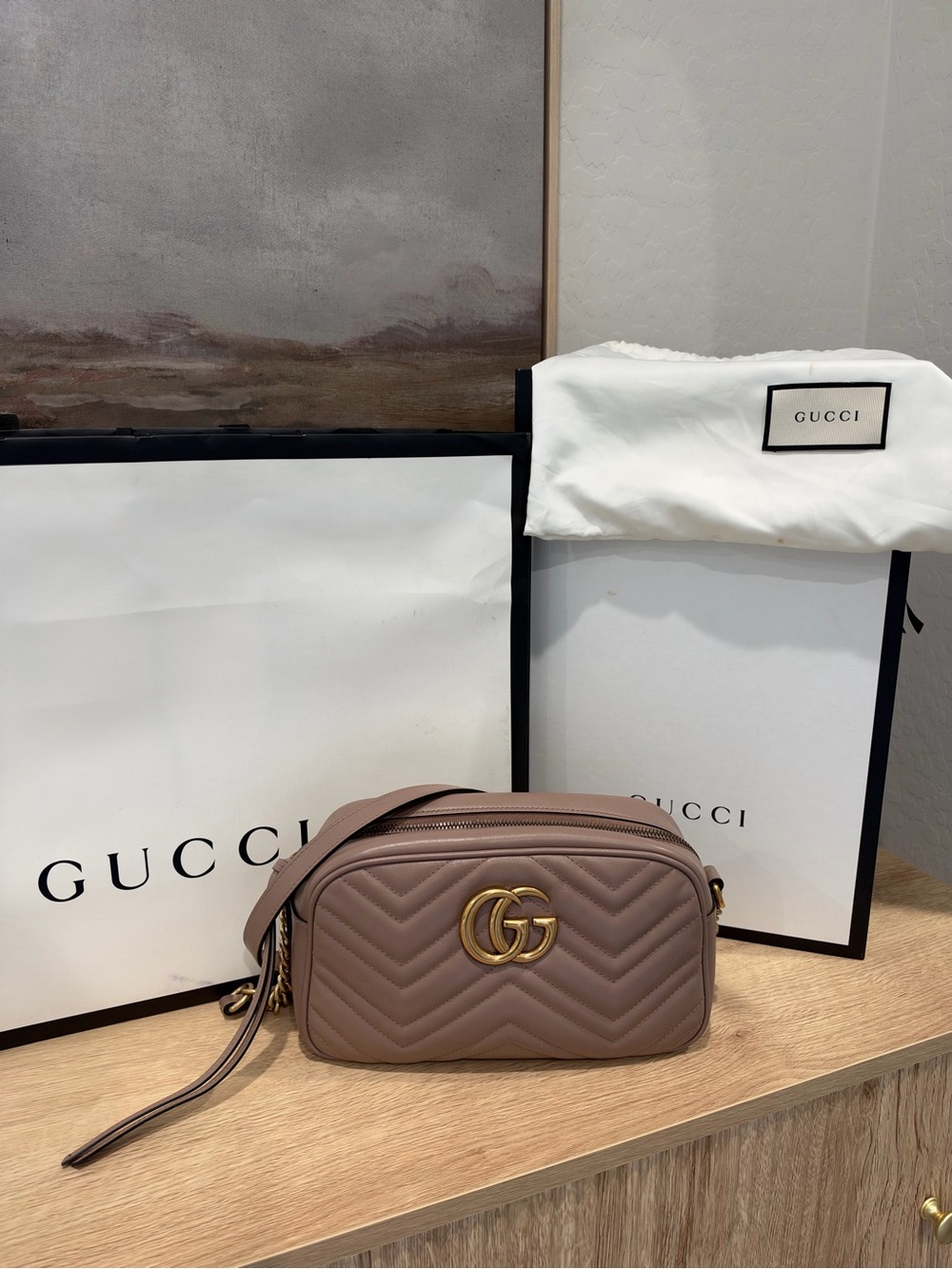 GUCCI GG MARMONT SMALL CAMERA BAG